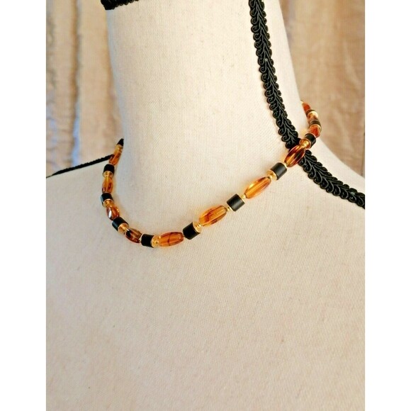 vintage Trifari Faux amber Lucite Beaded necklace - Picture 1 of 3